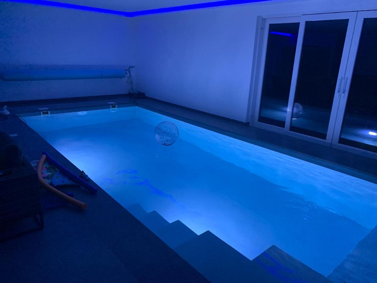 Apartman S Bazenem A Saunou Кадань Екстер'єр фото